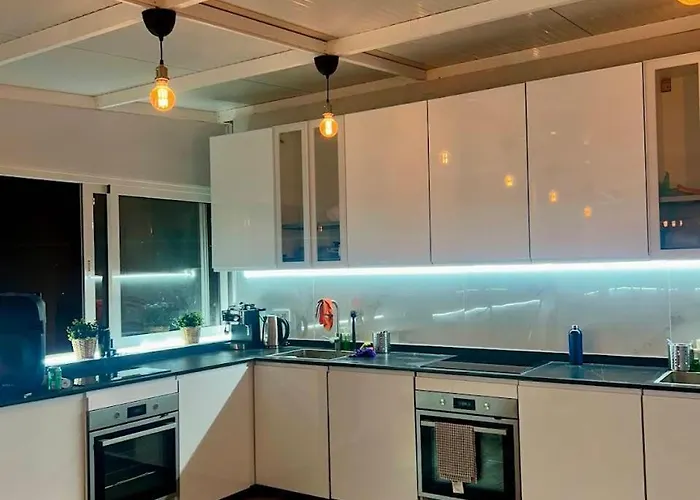 La Isleta Nest * Las Palmas de Gran Canaria