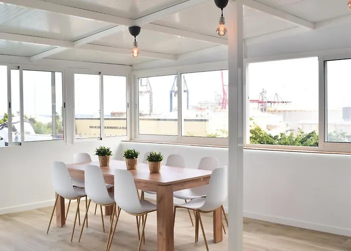 La Isleta Nest Hostal